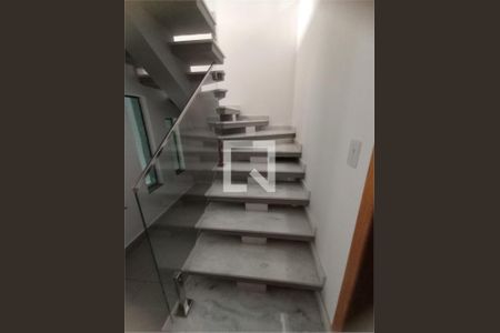 Casa à venda com 3 quartos, 140m² em Parque Peruche, São Paulo