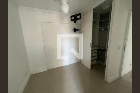 Apartamento à venda com 3 quartos, 69m² em Vila Gumercindo, São Paulo