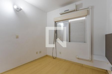 Quarto 1 de apartamento à venda com 2 quartos, 59m² em Sarandi, Porto Alegre