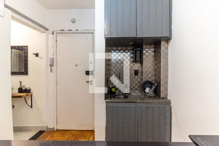 Cozinha de kitnet/studio para alugar com 1 quarto, 34m² em Consolação, São Paulo