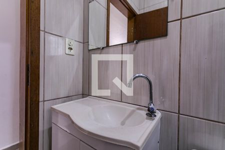 Casa para alugar com 130m², 2 quartos e 2 vagas Casa para alugar com 130m², 2 quartos e 2 vagasBanheiro