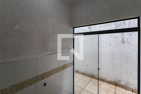 Casa para alugar com 130m², 2 quartos e 2 vagas Casa para alugar com 130m², 2 quartos e 2 vagasÁrea de Serviço