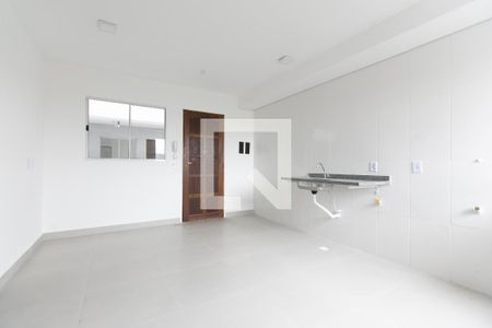 Sala de apartamento para alugar com 2 quartos, 40m² em Vila Taquari, São Paulo