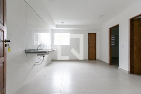 Sala / Cozinha de apartamento para alugar com 2 quartos, 40m² em Vila Taquari, São Paulo