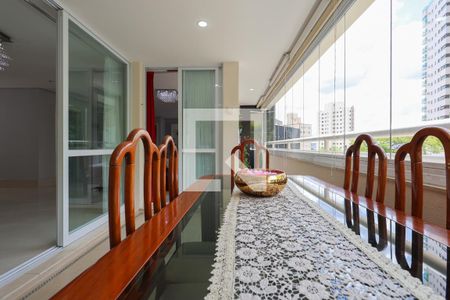 Varanda gourmet de apartamento à venda com 3 quartos, 206m² em Santana, São Paulo