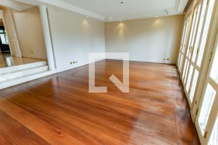 Sala 1 de casa para alugar com 4 quartos, 650m² em Jardim Leonor, São Paulo