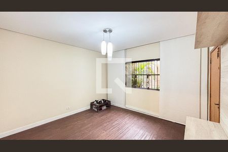 Sala de casa para alugar com 3 quartos, 236m² em Vila Metalúrgica, Santo André