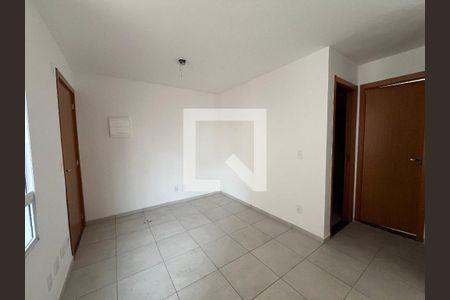 Apartamento para alugar com 2 quartos, 34m² em Parque Santa Rosa, Suzano