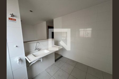 Apartamento para alugar com 2 quartos, 34m² em Parque Santa Rosa, Suzano