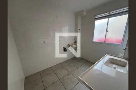 Apartamento para alugar com 2 quartos, 34m² em Parque Santa Rosa, Suzano