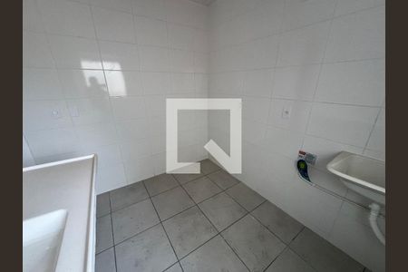 Apartamento para alugar com 2 quartos, 34m² em Parque Santa Rosa, Suzano