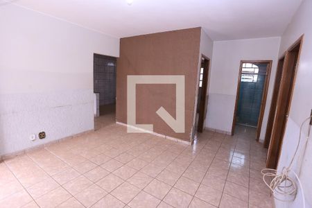 Sala de casa para alugar com 3 quartos, 255m² em Ceilândia Sul, Brasília