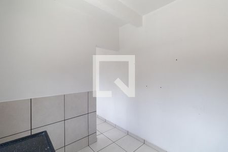 Cozinha  de casa para alugar com 1 quarto, 25m² em Vila Campanela, São Paulo