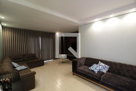 Sala de casa para alugar com 3 quartos, 0m² em Nossa Senhora Aparecida, Uberlândia