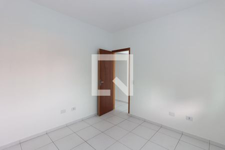 Suíte de apartamento para alugar com 2 quartos, 75m² em Vila Carmosina, São Paulo