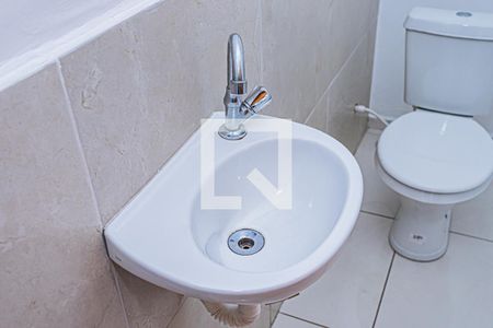 Lavabo de casa para alugar com 2 quartos, 120m² em Vila Albertina, São Paulo