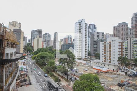 Vista da Sala e Cozinha de apartamento para alugar com 1 quarto, 45m² em Perdizes, São Paulo