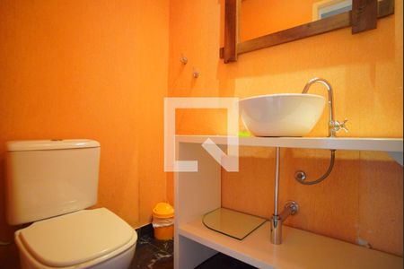 Lavabo de casa à venda com 4 quartos, 309m² em São João, Porto Alegre