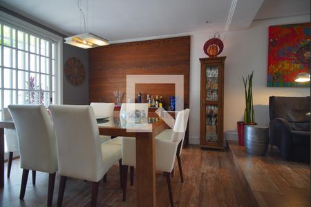 Sala de Jantar de casa à venda com 3 quartos, 260m² em Petrópolis, Porto Alegre