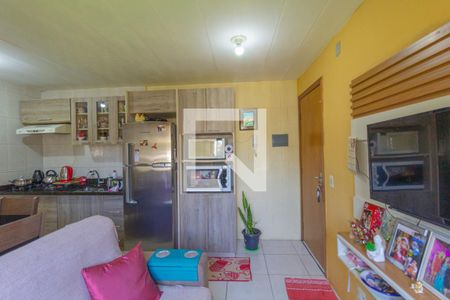 Sala de apartamento à venda com 2 quartos, 42m² em Estância Velha, Canoas