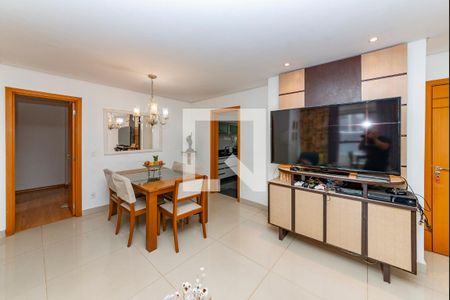 Sala de apartamento para alugar com 4 quartos, 130m² em Buritis, Belo Horizonte