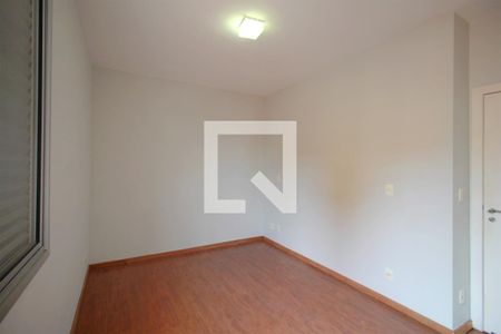 Suite de apartamento à venda com 3 quartos, 82m² em Fernão Dias, Belo Horizonte