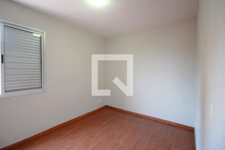 Suite de apartamento à venda com 3 quartos, 82m² em Fernão Dias, Belo Horizonte