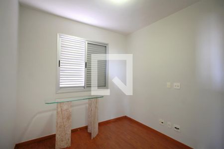 Quarto 2 de apartamento à venda com 3 quartos, 82m² em Fernão Dias, Belo Horizonte