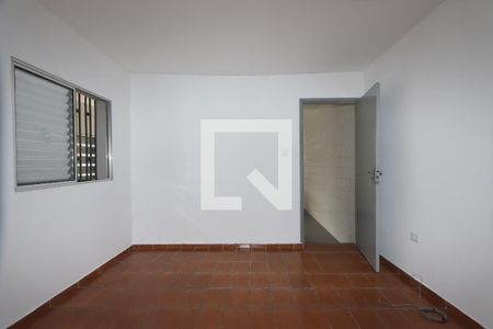 Sala/Quarto de casa para alugar com 1 quarto, 28m² em Parque São Lucas, São Paulo