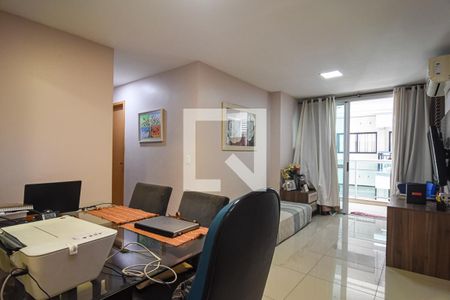 Sala de apartamento à venda com 2 quartos, 115m² em Icaraí, Niterói