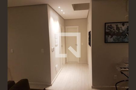 Corredor de casa de condomínio à venda com 3 quartos, 250m² em Sarandi, Porto Alegre