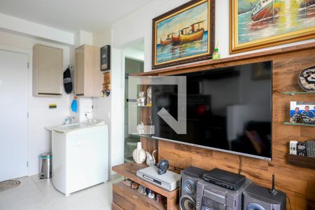 Sala de apartamento para alugar com 2 quartos, 34m² em Parque Fongaro, São Paulo