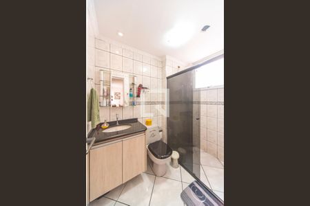 Banheiro de apartamento para alugar com 2 quartos, 58m² em Parque Sao Vicente, Santo André