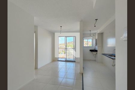 Sala de apartamento para alugar com 2 quartos, 47m² em São Francisco Xavier, Rio de Janeiro