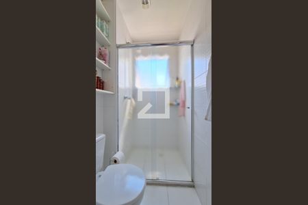 Apartamento para alugar com 62m², 2 quartos e 1 vaga Apartamento para alugar com 62m², 2 quartos e 1 vagaBanheiro social