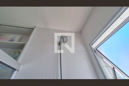 Apartamento para alugar com 62m², 2 quartos e 1 vaga Apartamento para alugar com 62m², 2 quartos e 1 vagaBanheiro social