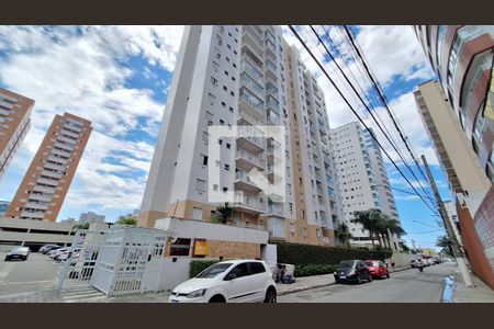 Apartamento para alugar com 62m², 2 quartos e 1 vaga Apartamento para alugar com 62m², 2 quartos e 1 vagaFachada