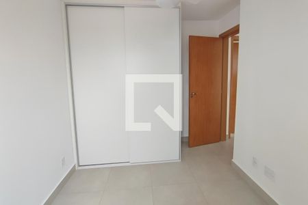 Quarto 2 de apartamento para alugar com 2 quartos, 43m² em Parque Industrial, Campinas