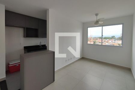 Sala de apartamento para alugar com 2 quartos, 43m² em Parque Industrial, Campinas