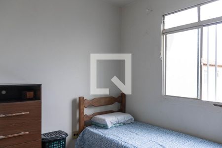 Quarto 2 de apartamento para alugar com 3 quartos, 60m² em Padre Eustáquio, Belo Horizonte