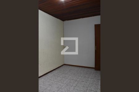 Quarto 1 de casa para alugar com 2 quartos, 70m² em Sítio Cercado, Curitiba