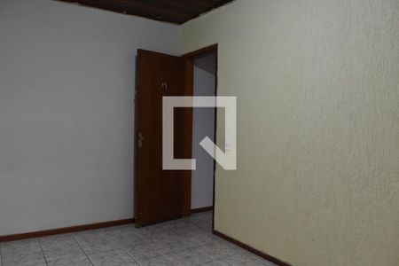 Quarto 1 de casa para alugar com 2 quartos, 70m² em Sítio Cercado, Curitiba