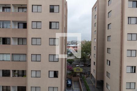 Vista Quarto 1 de apartamento para alugar com 3 quartos, 70m² em Jardim Itapemirim, São Paulo