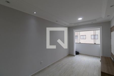 Sala de apartamento para alugar com 3 quartos, 70m² em Jardim Itapemirim, São Paulo