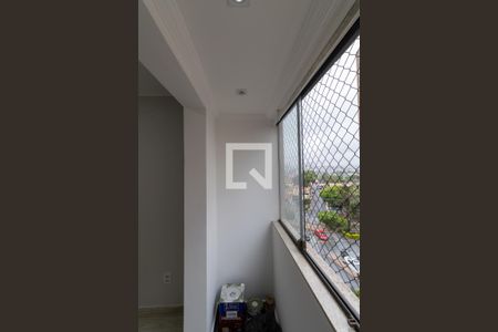 Sacada Sala de apartamento para alugar com 3 quartos, 70m² em Jardim Itapemirim, São Paulo