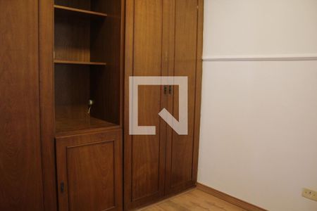 Quarto 1 de apartamento para alugar com 3 quartos, 90m² em Vila Claudia, São Paulo