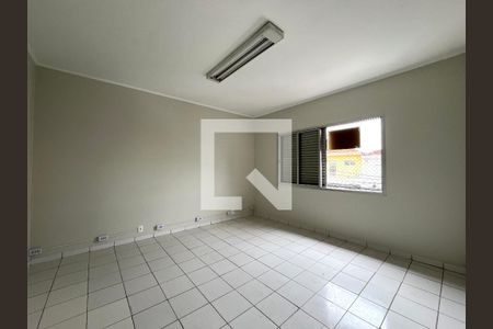 Quarto 2 de casa para alugar com 2 quartos, 150m² em Vila Guarani (zona Sul), São Paulo