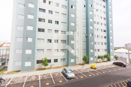 Vista da Sala de apartamento para alugar com 2 quartos, 60m² em Shopping Park, Uberlândia