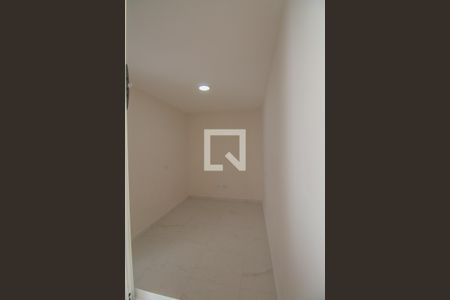 quarto de apartamento para alugar com 2 quartos, 40m² em Parque São Lucas, São Paulo