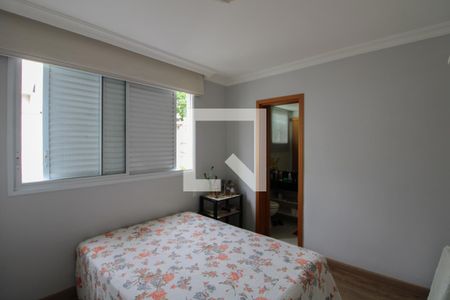 Suíte de apartamento à venda com 3 quartos, 96m² em Santa Rosa, Belo Horizonte